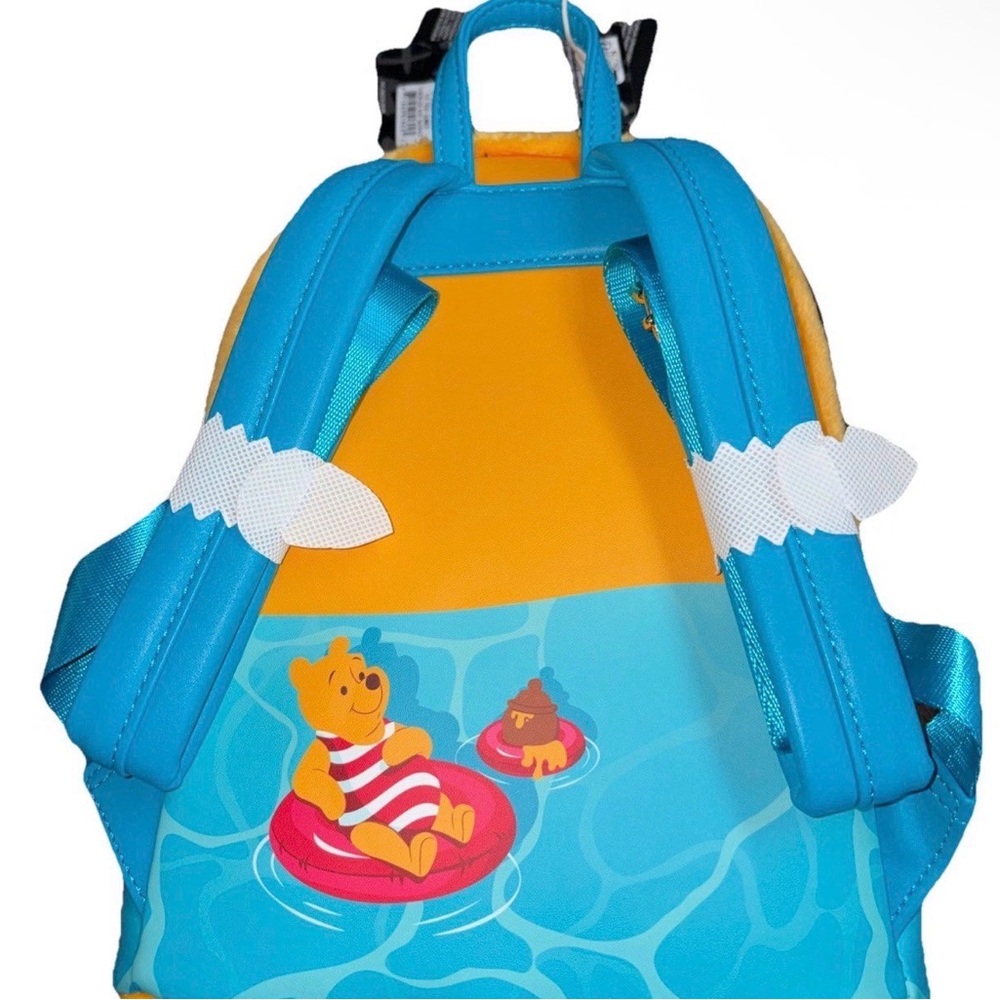 Loungefly Winnie the Pooh New & Exclusive Summer Vibes Loungefly
NEW - Picture 5 of 7